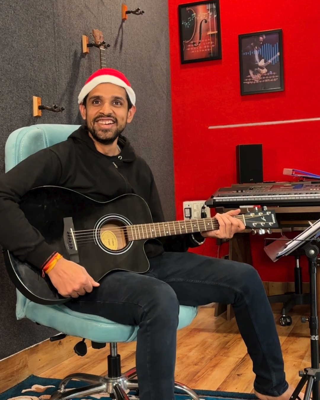Guitar Classes in Raipur