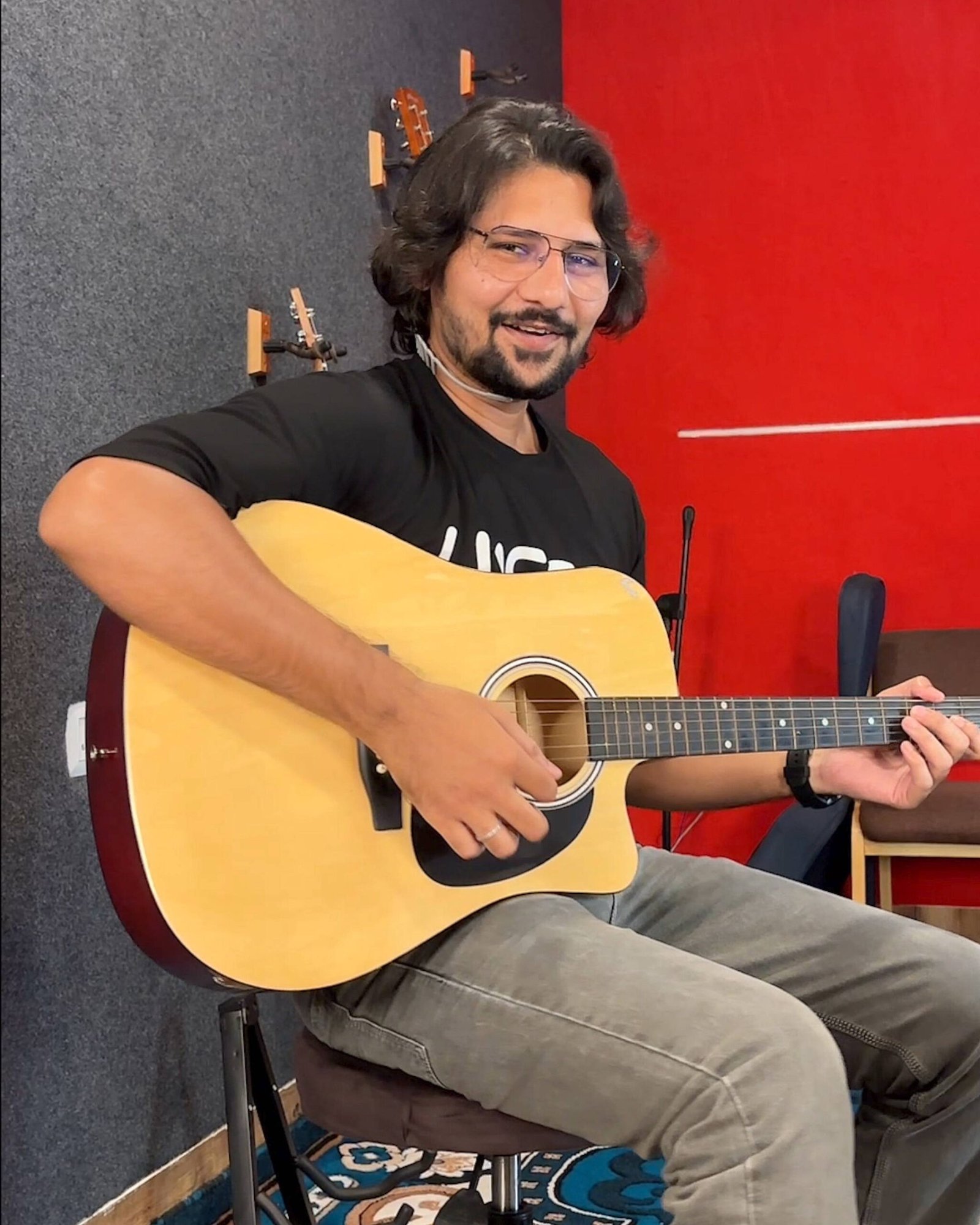 Guitar Classes in Raipur